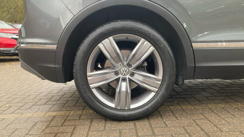 Volkswagen Tiguan 1.5 TSi EVO 150 SEL 5dr DSG Petrol Estate